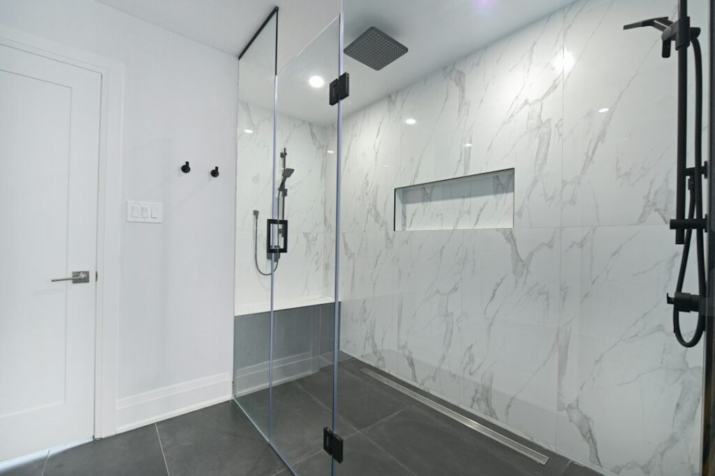 Modern walk-in shower and drain area